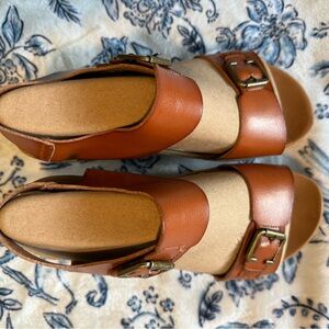 Skechers Brown Sandals Comfortable Leather Design